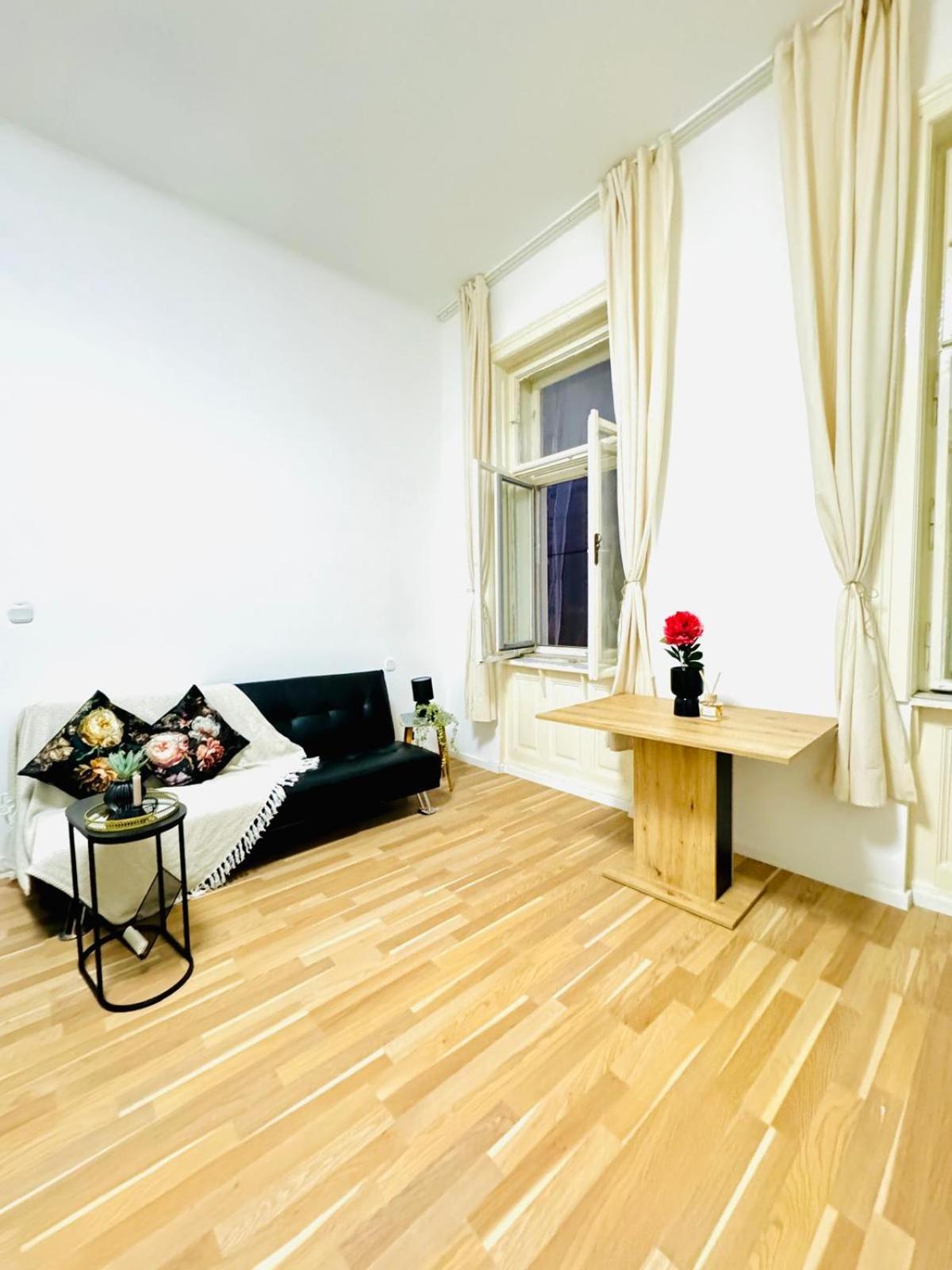 Apartment Comfy Apt, 10min Transport To Stadthalle *