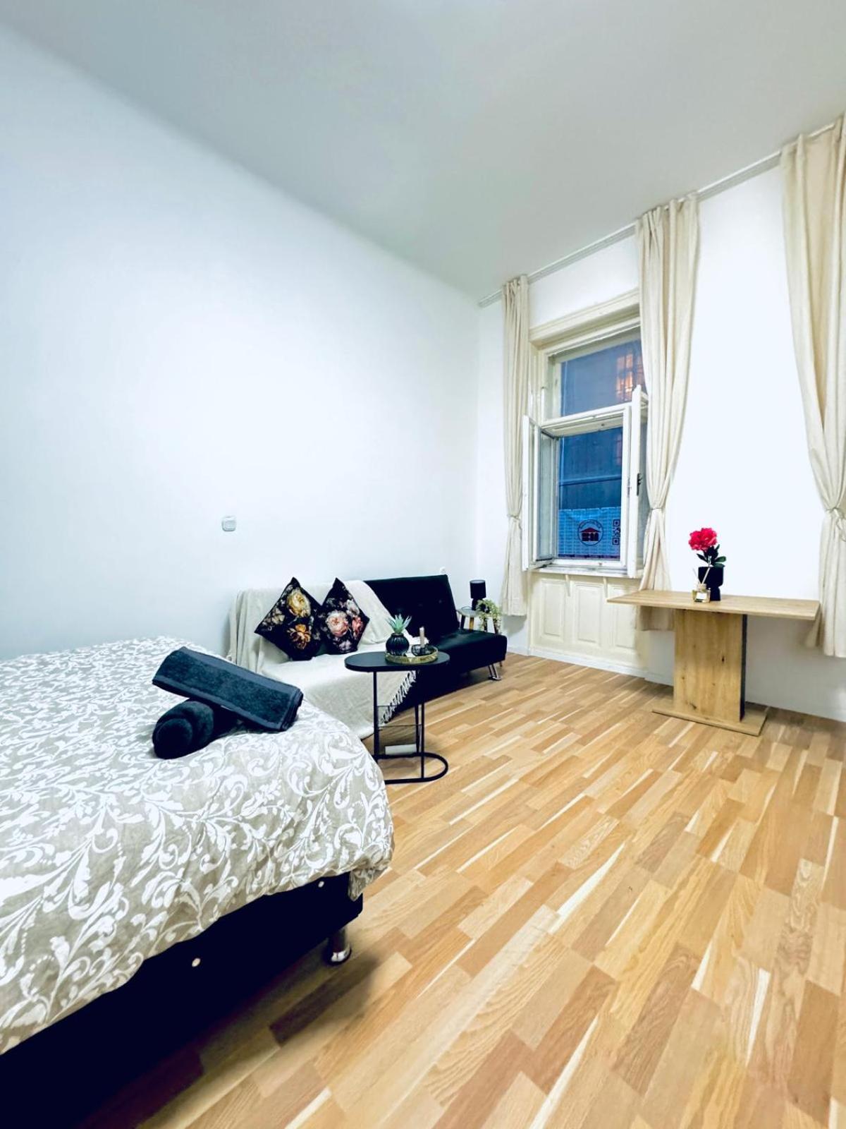Comfy Apt, 10min Transport To Stadthalle * Wien