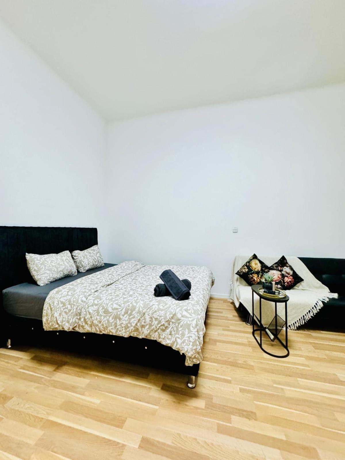 Apartment Comfy Apt, 10min Transport To Stadthalle