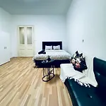 Comfy Studio Apt, 10Min Transport To Stadthalle