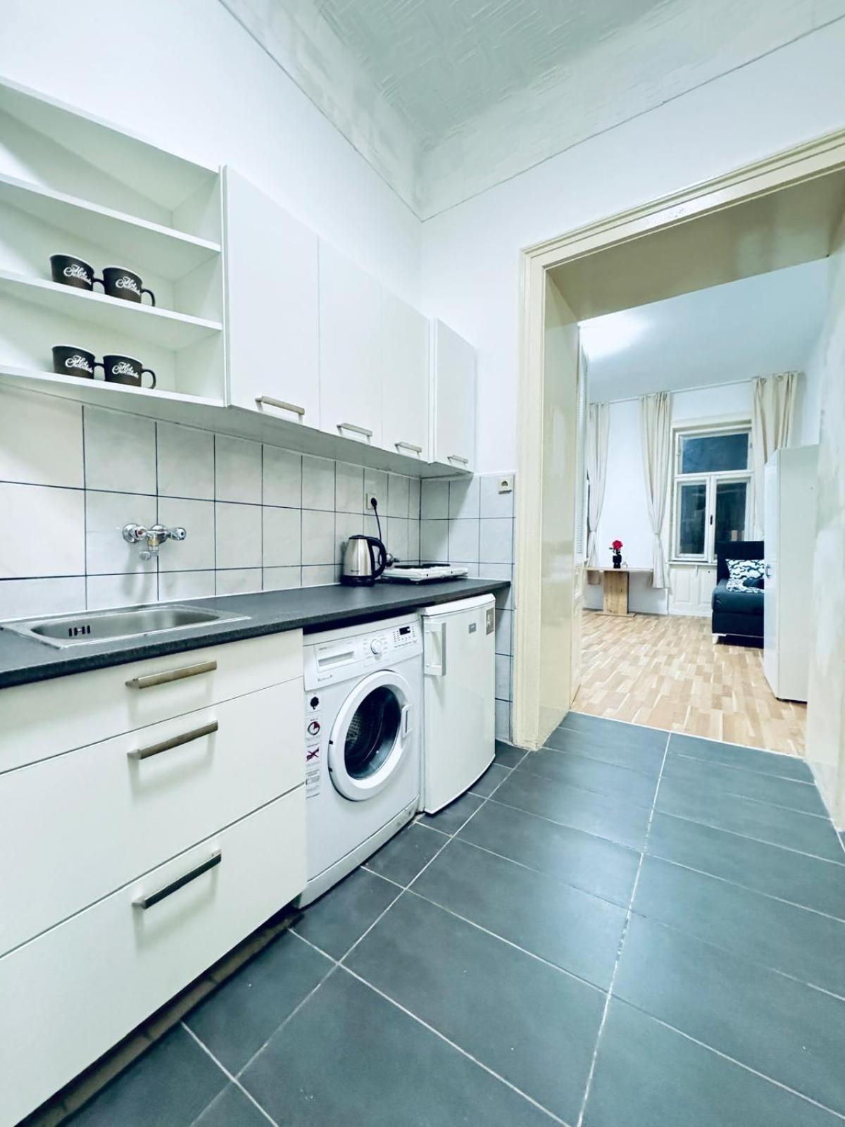 Comfy Apt, 10min Transport To Stadthalle Apartment Wien
