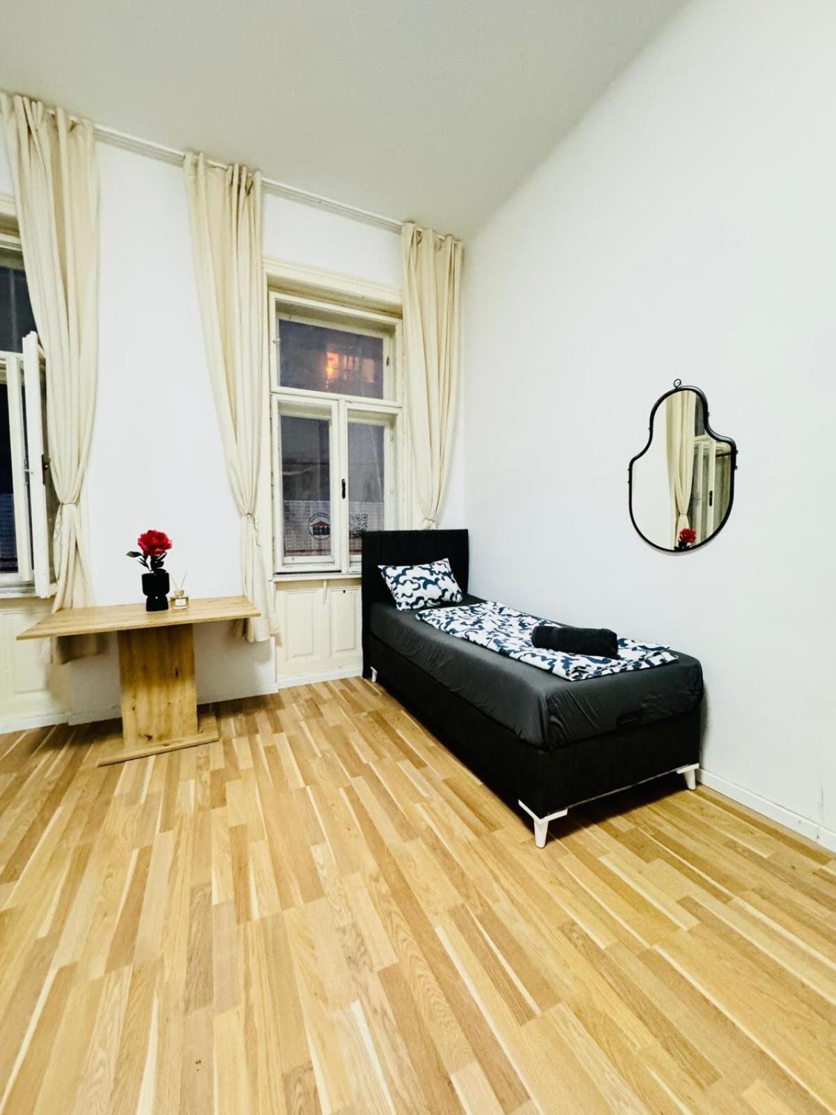 Apartment Comfy Apt, 10min Transport To Stadthalle