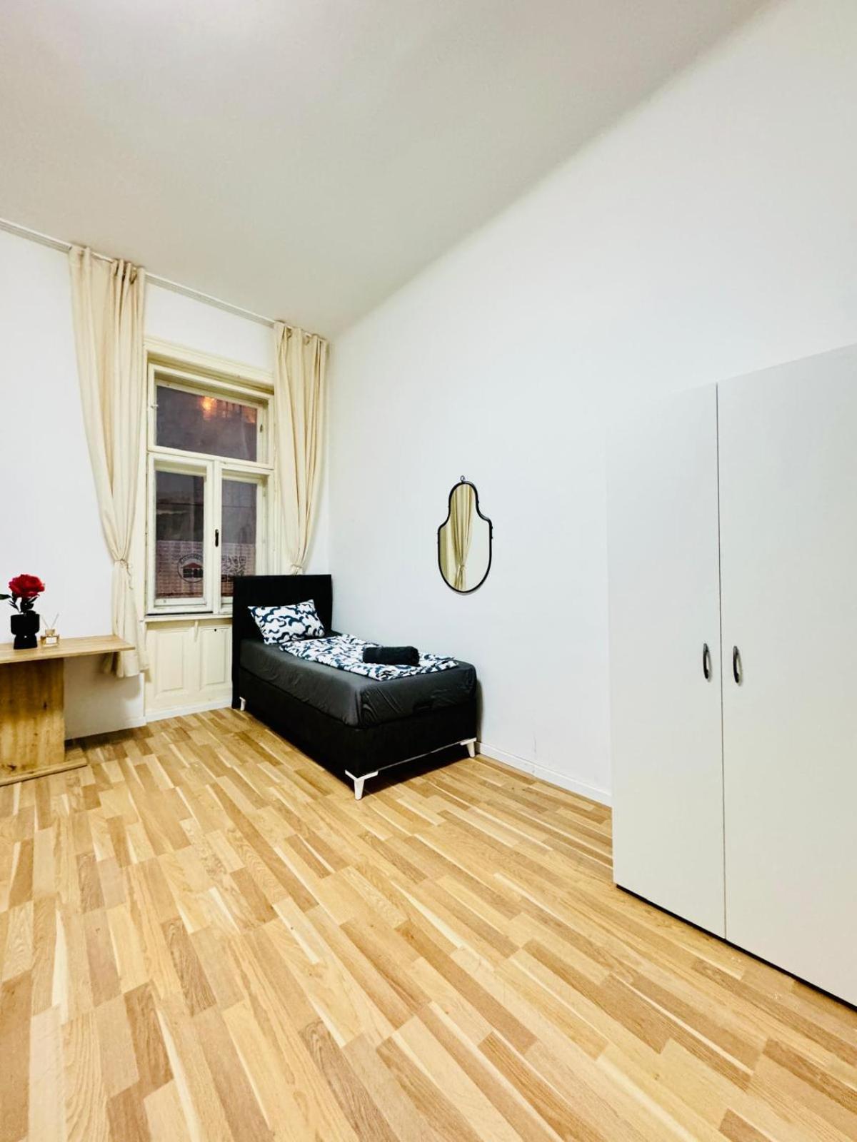Comfy Apt, 10min Transport To Stadthalle